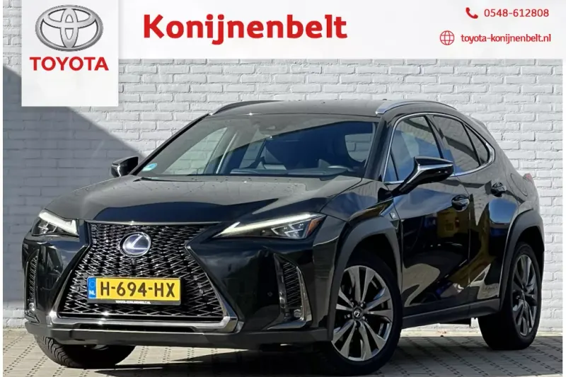 Lexus UX (2020)