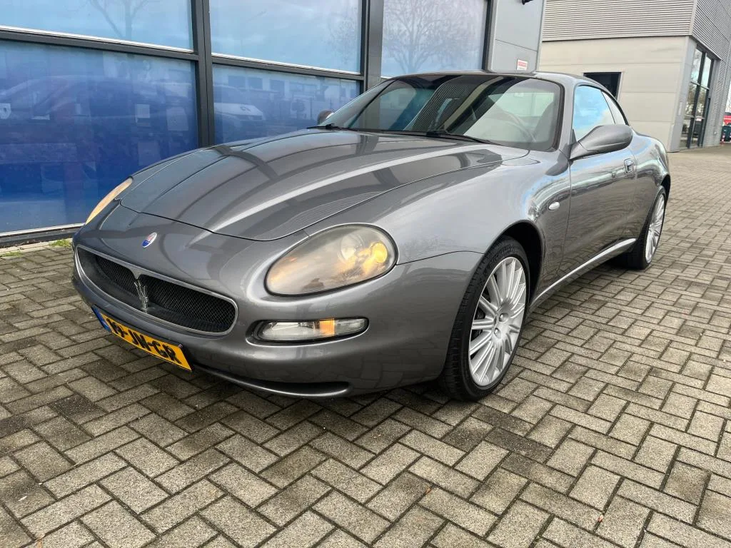 Maserati Coupé (2002) — foto 1