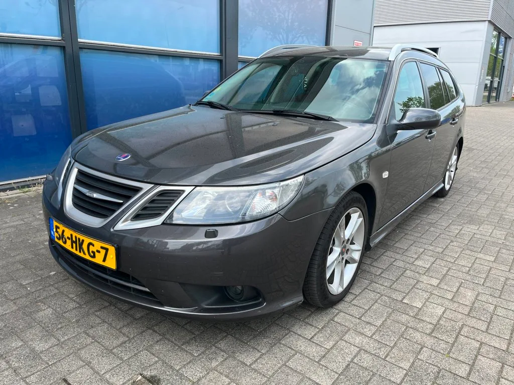 Saab 9-3 (2009) — foto 1