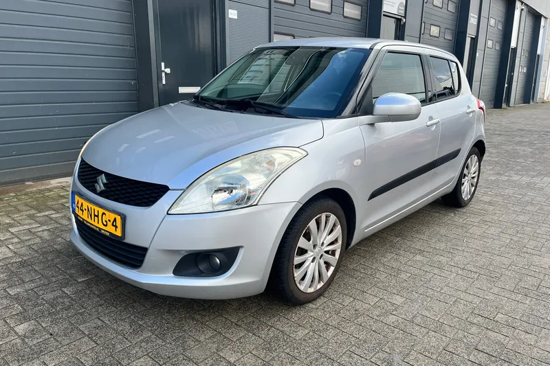 Suzuki Swift (2010)
