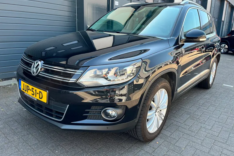 Volkswagen Tiguan (2011)