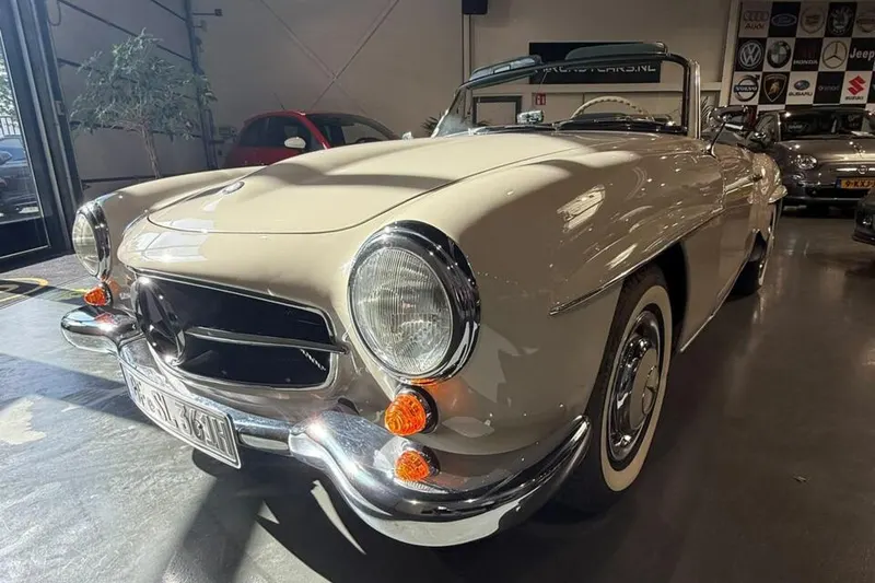 Mercedes-Benz SL-Klasse (1961)