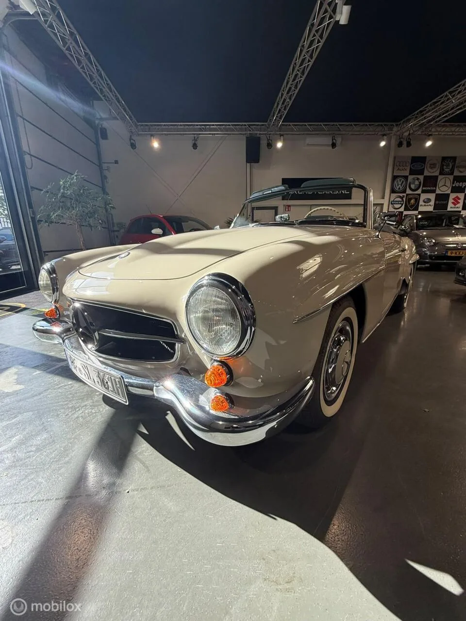 Mercedes-Benz SL-Klasse (1961) — foto 1