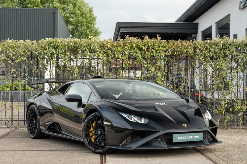 Lamborghini Huracán (2022)