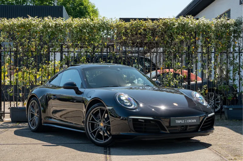 Porsche 911 (2017)