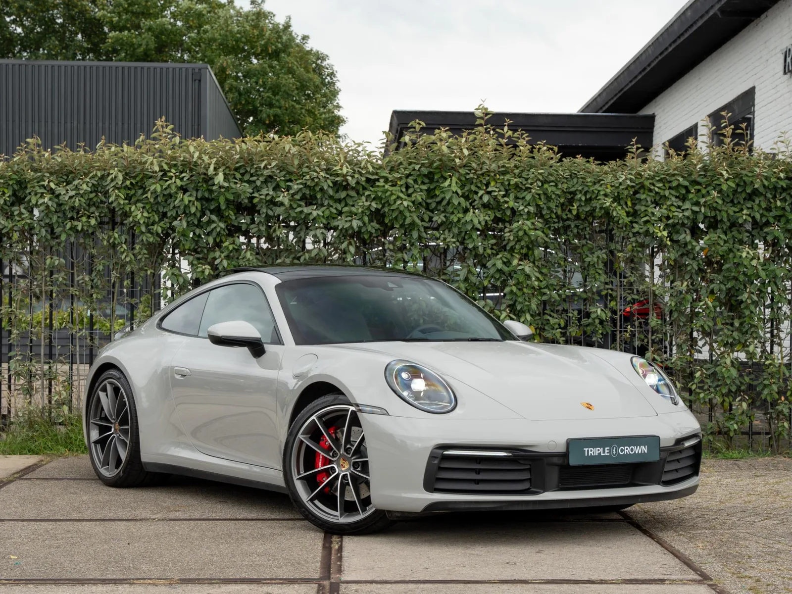 Porsche 911 (2019) — foto 1