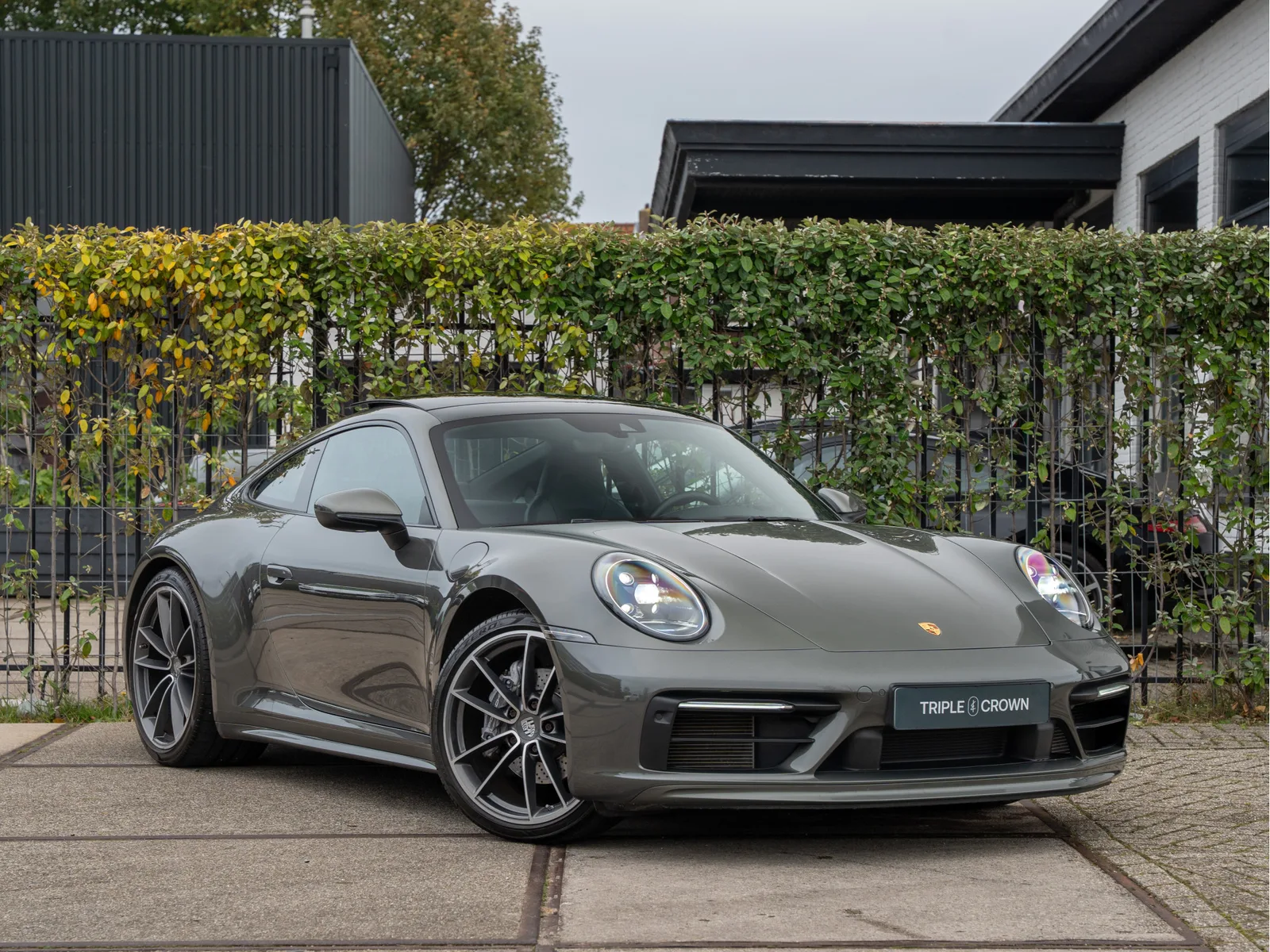 Porsche 911 (2020) — foto 1