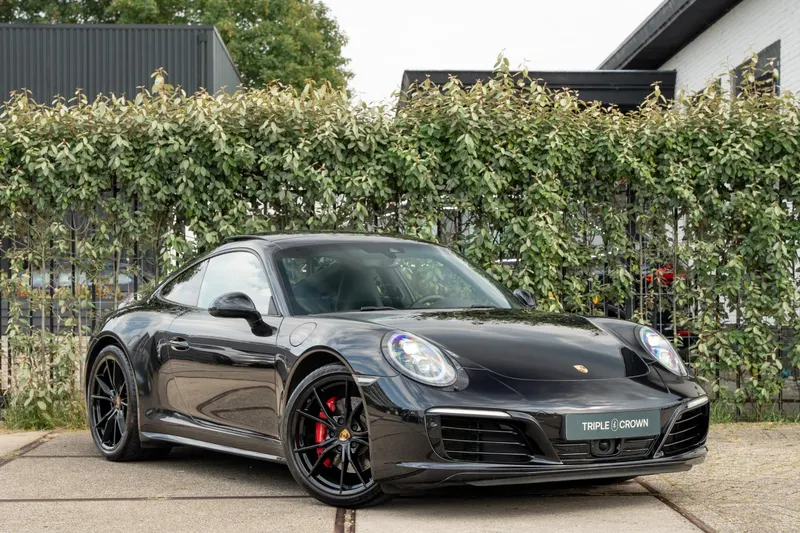 Porsche 911 (2017)