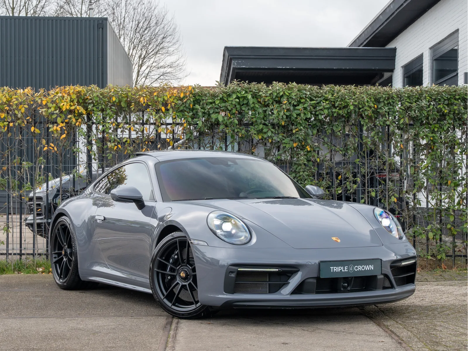 Porsche 911 (2024) — foto 1
