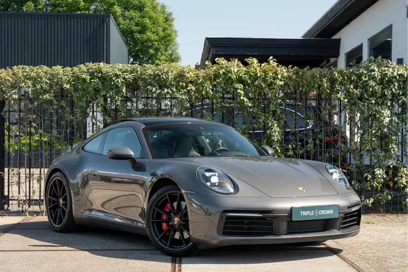 Porsche 911 (2019)