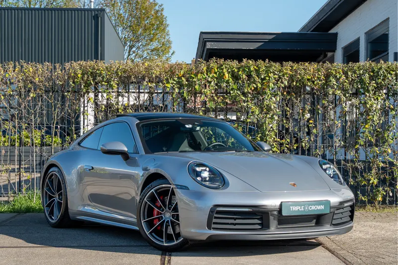 Porsche 911 (2020)