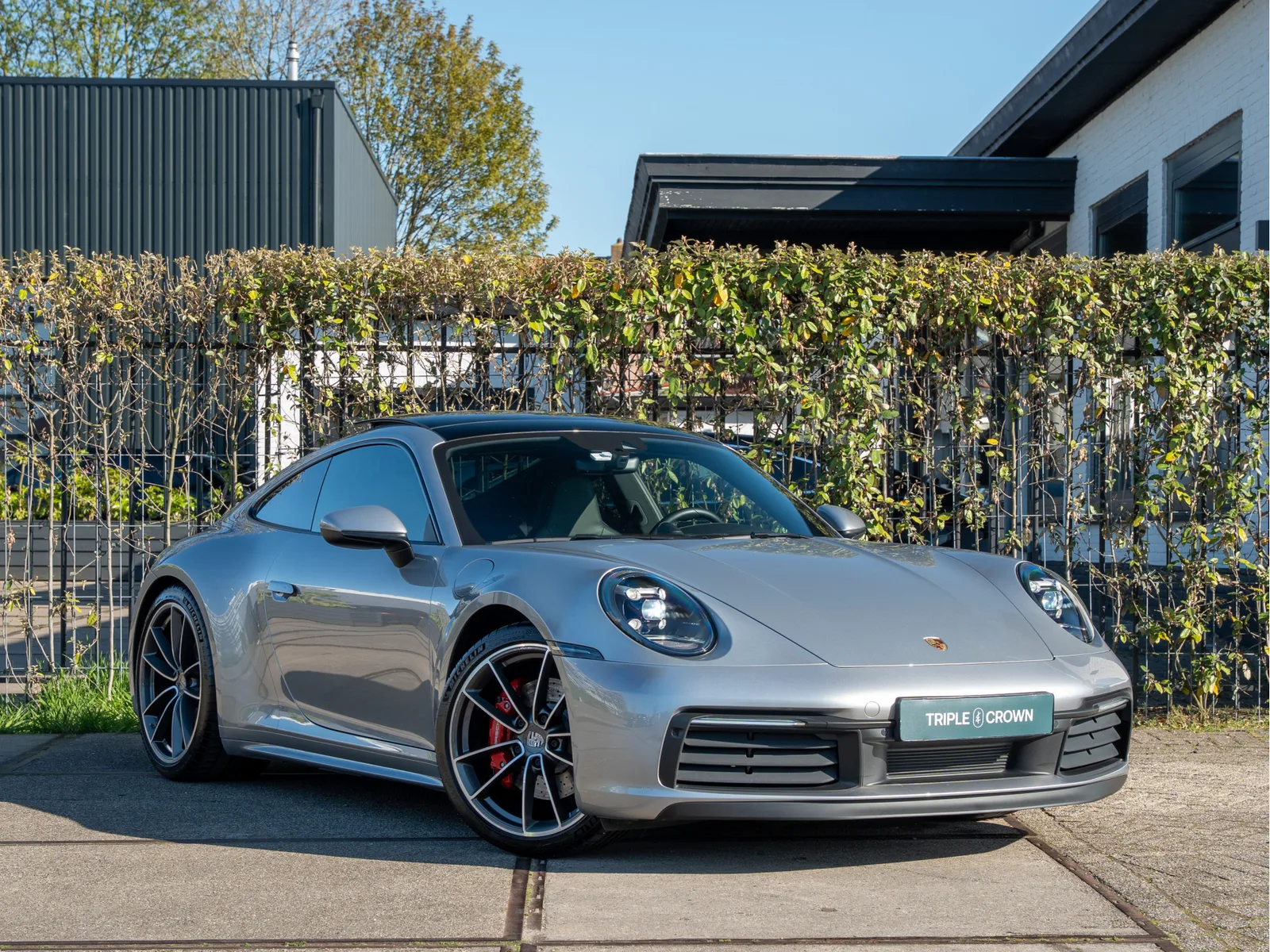 Porsche 911 (2020) — foto 1