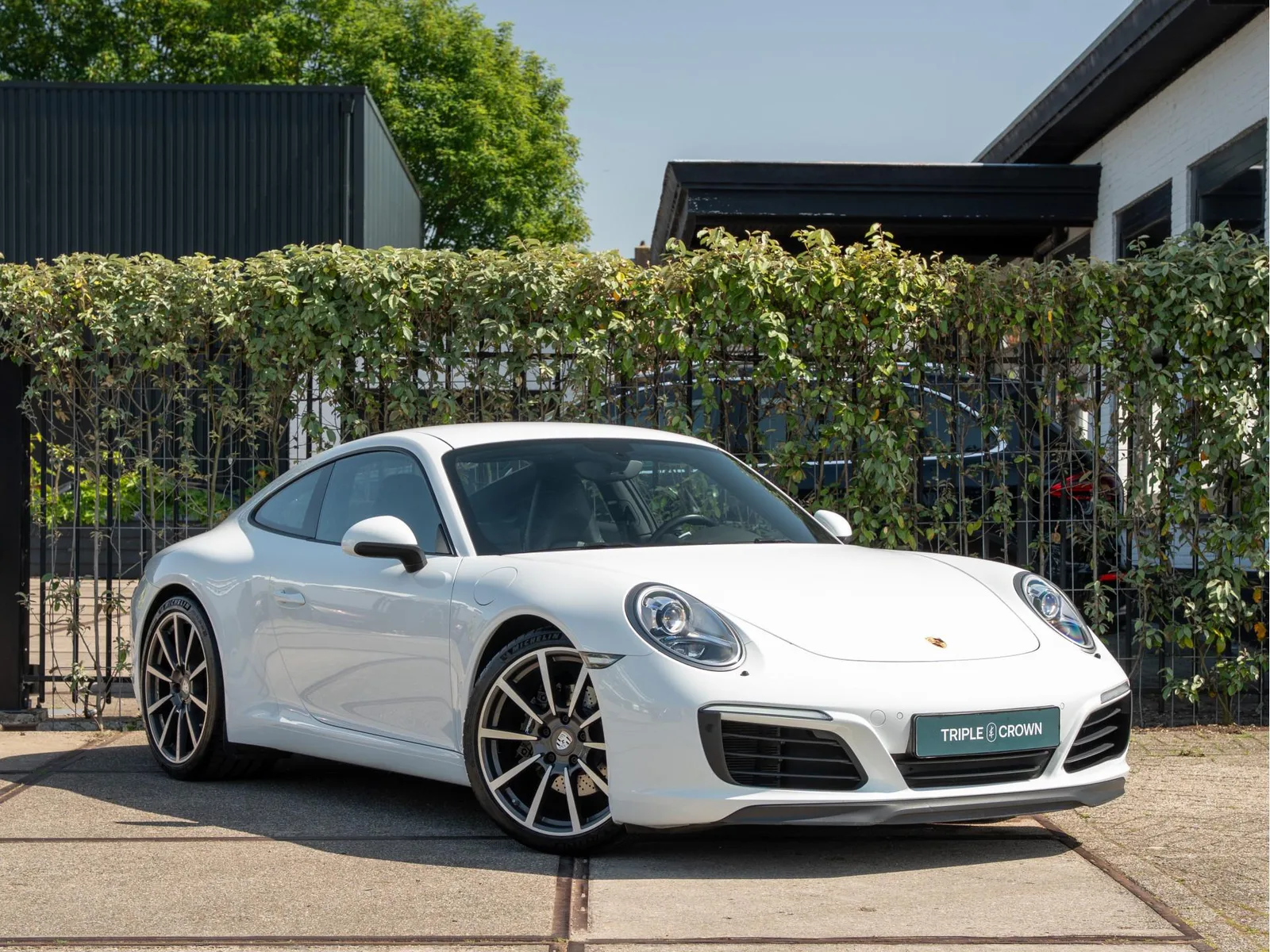 Porsche 911 (2017) — foto 1