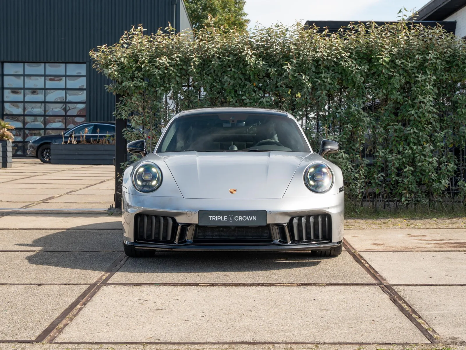 Porsche 911 (2025) — foto 1
