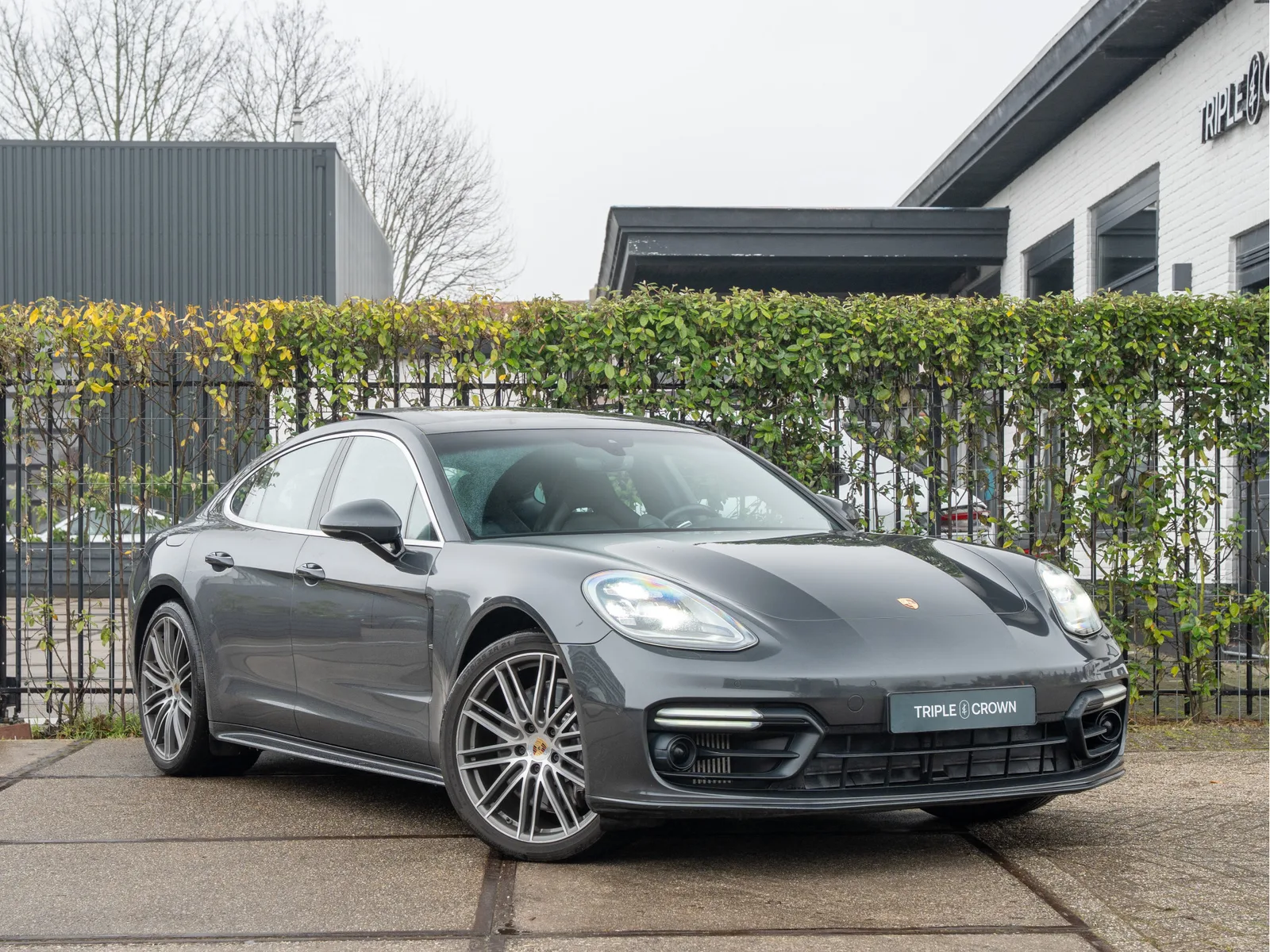 Porsche Panamera (2018) — foto 1