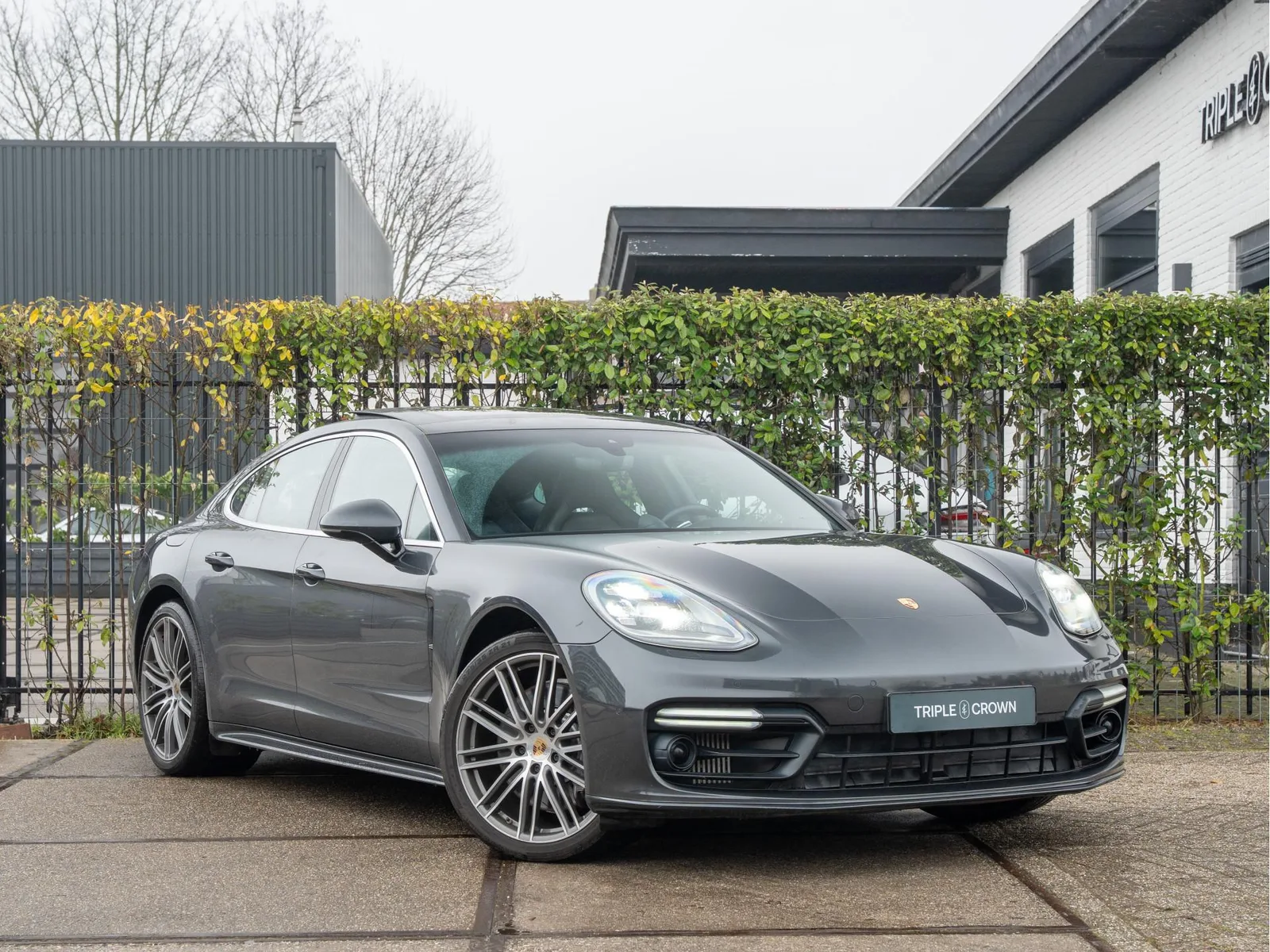Porsche Panamera (2018) — foto 1