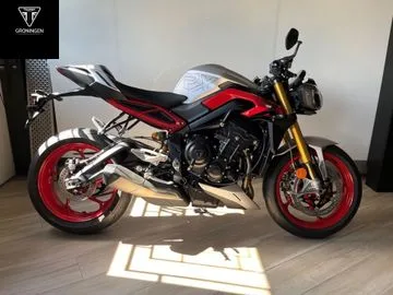 Triumph Street Triple 765 RX (2026) — foto 1