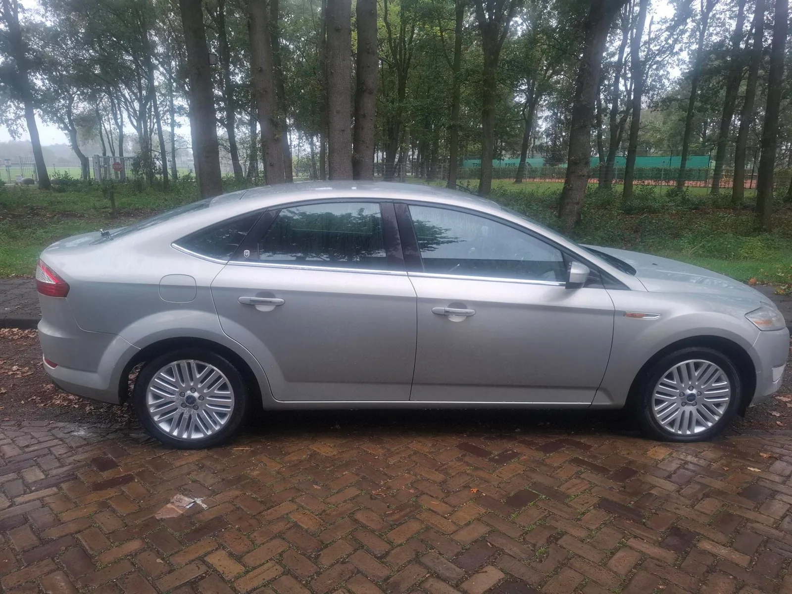 Ford Mondeo (2009) — foto 1