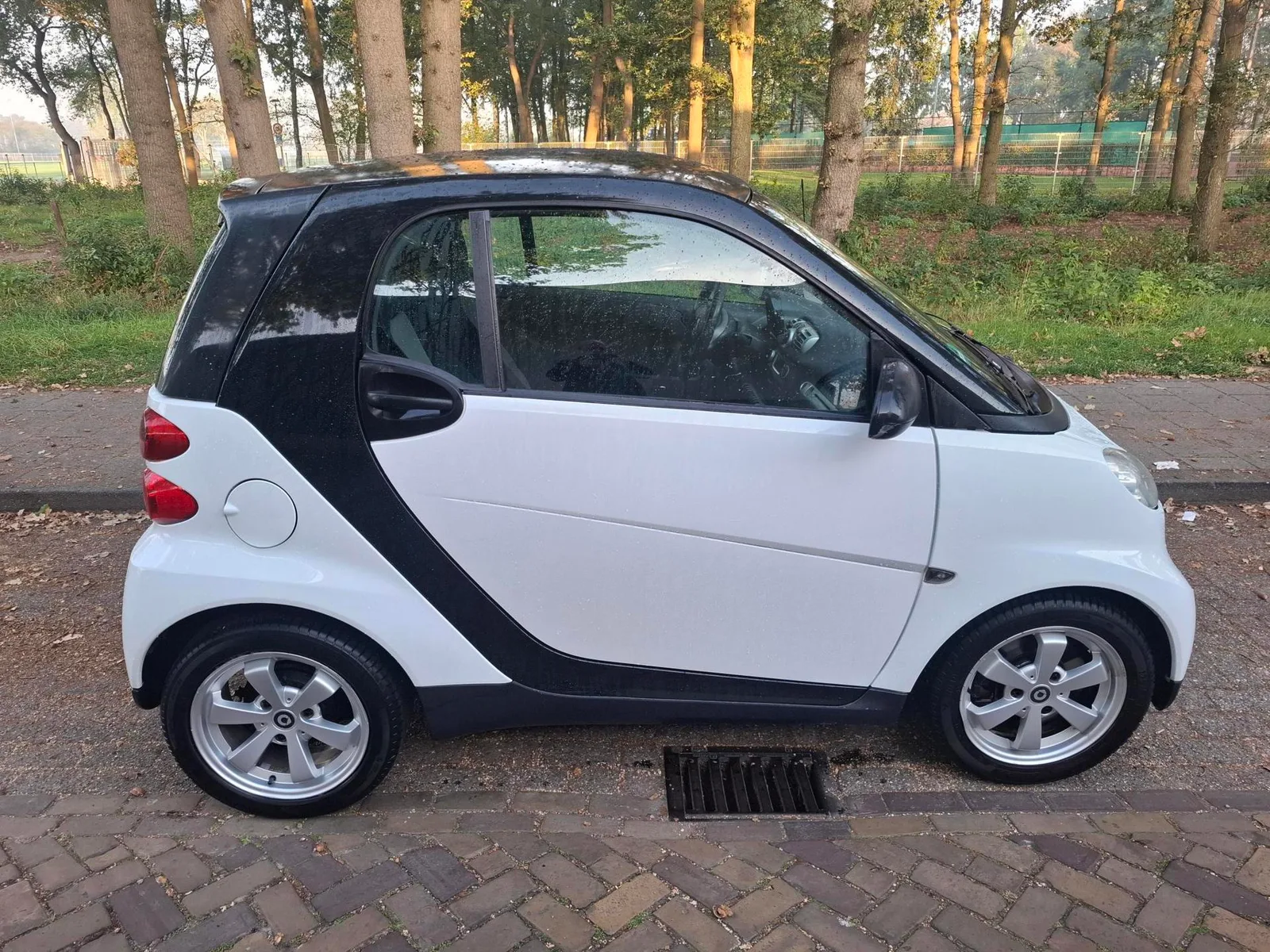 Smart ForTwo (2011) — foto 1