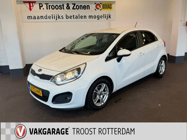 Kia Rio (2014) — foto 1