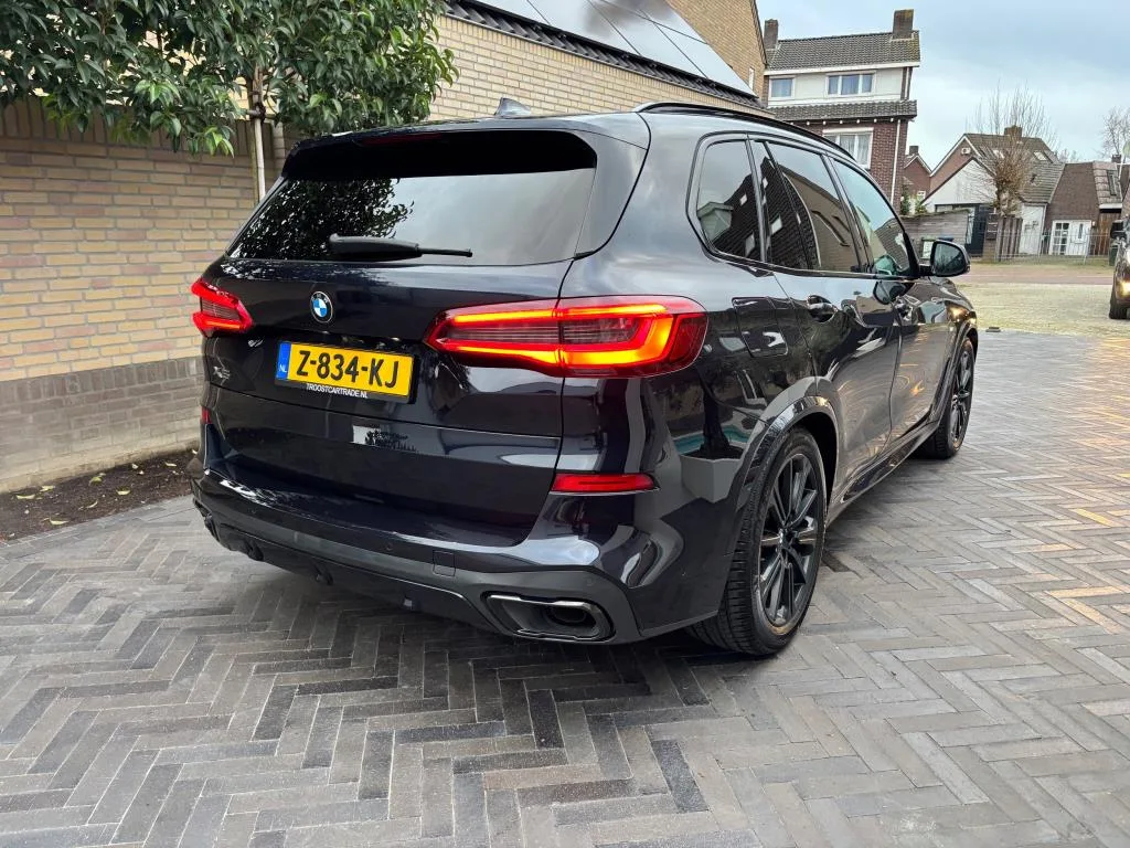 BMW X5 (2020) — foto 1