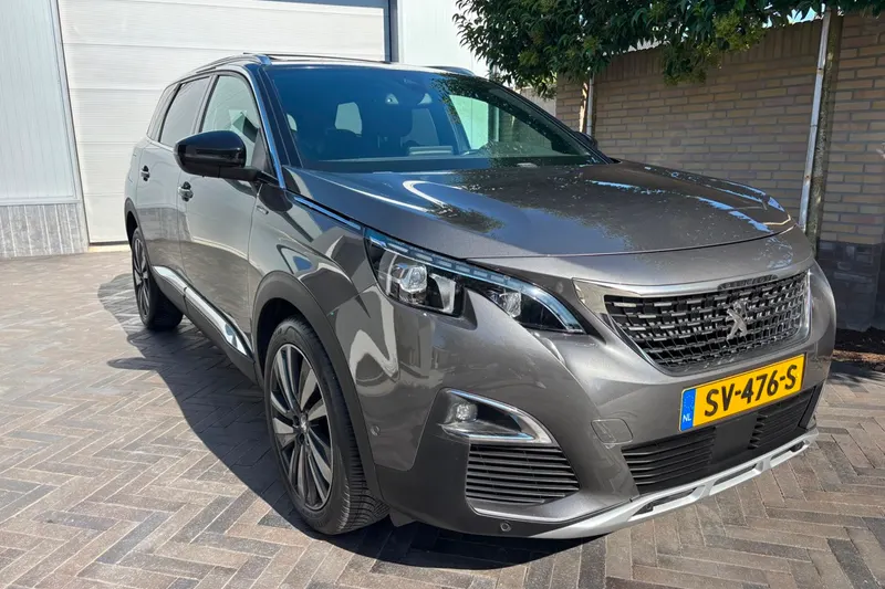 Peugeot 5008 (2018)