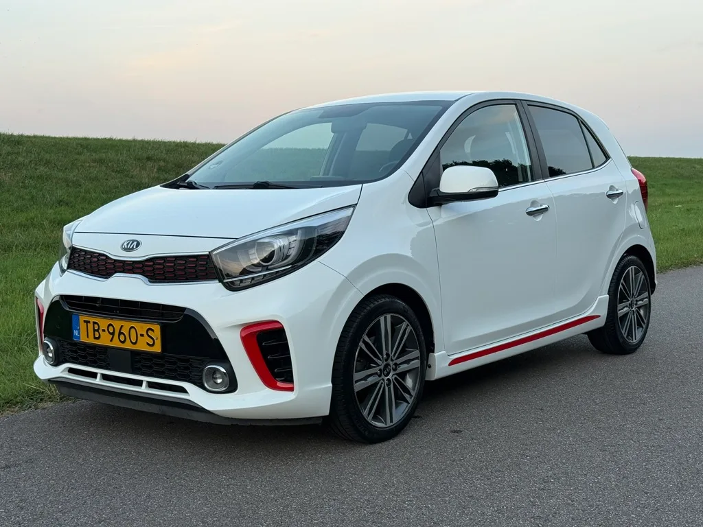 Kia Picanto (2018) — foto 1