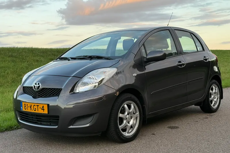 Toyota Yaris (2009)