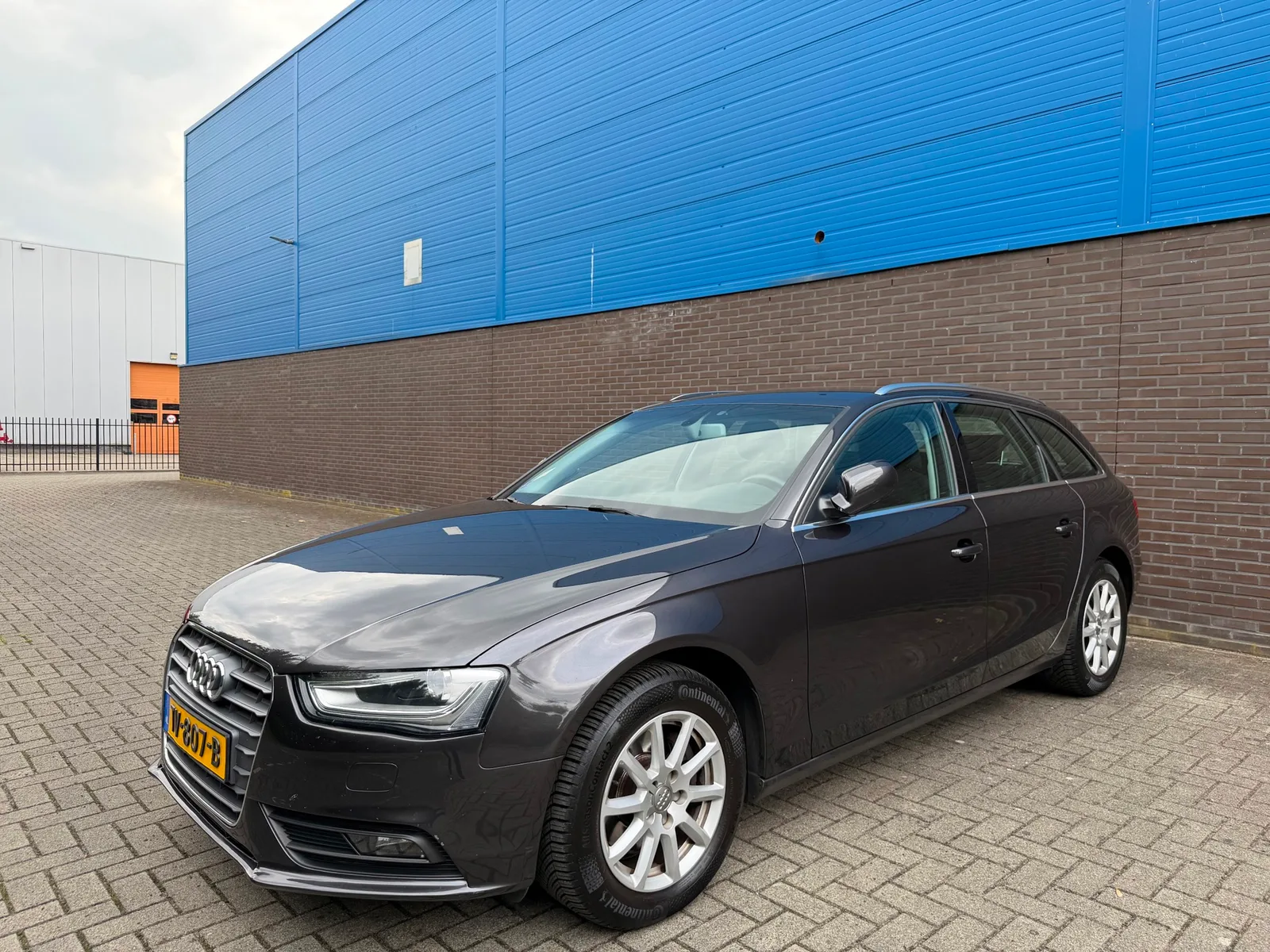 Audi A4 (2014) — foto 1