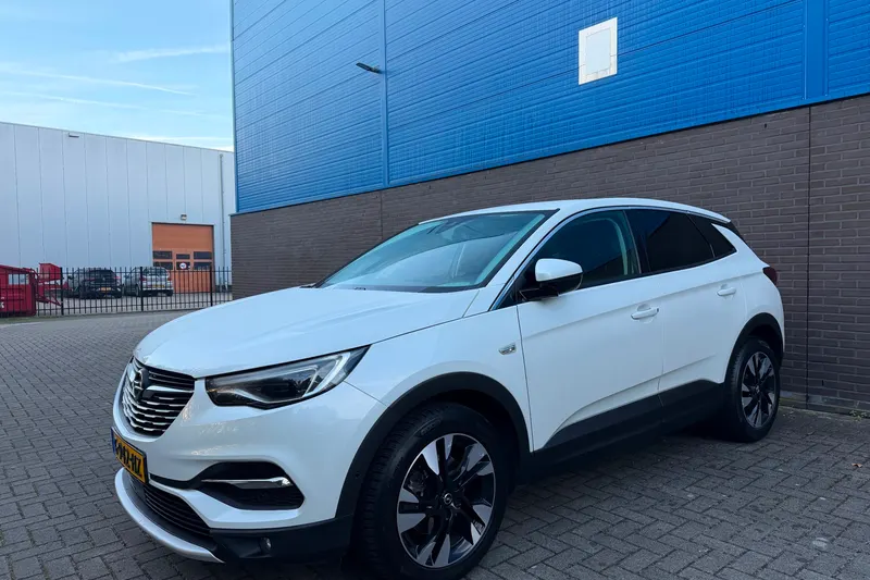 Opel Grandland (2019)