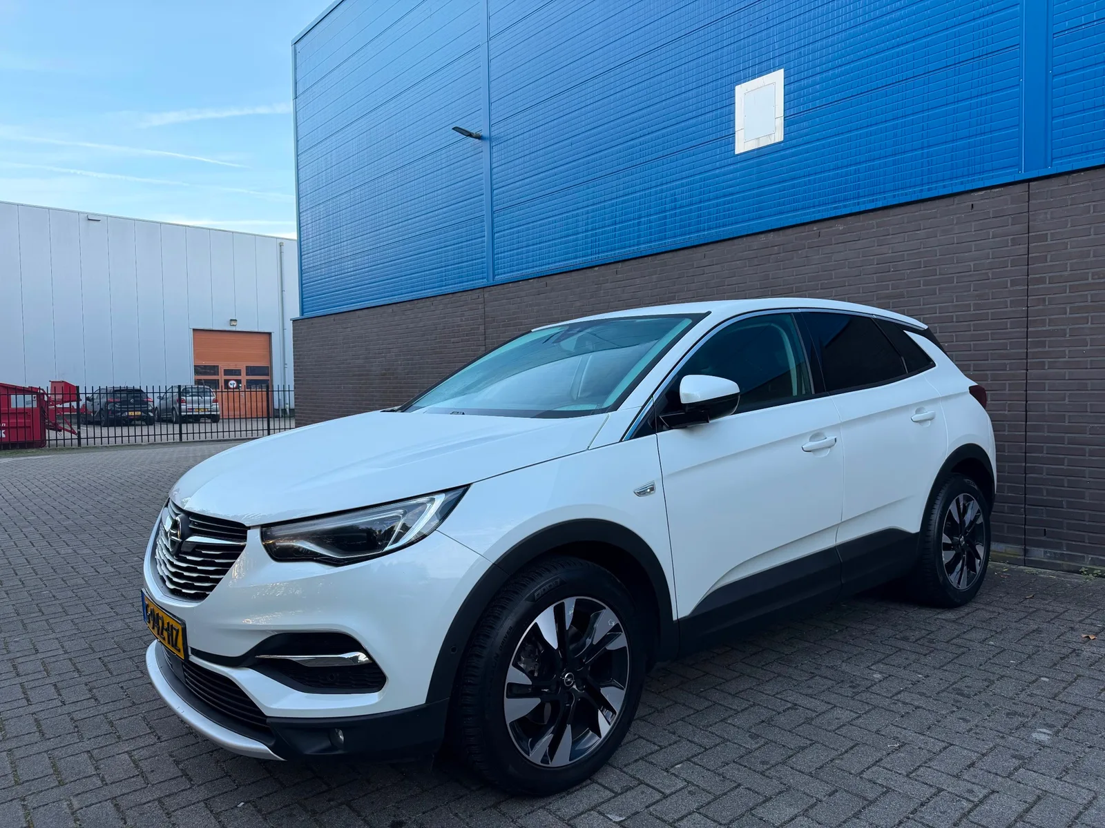Opel Grandland (2019) — foto 1