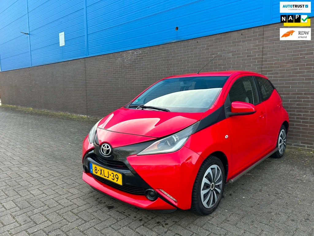 Toyota Aygo (2014) — foto 1