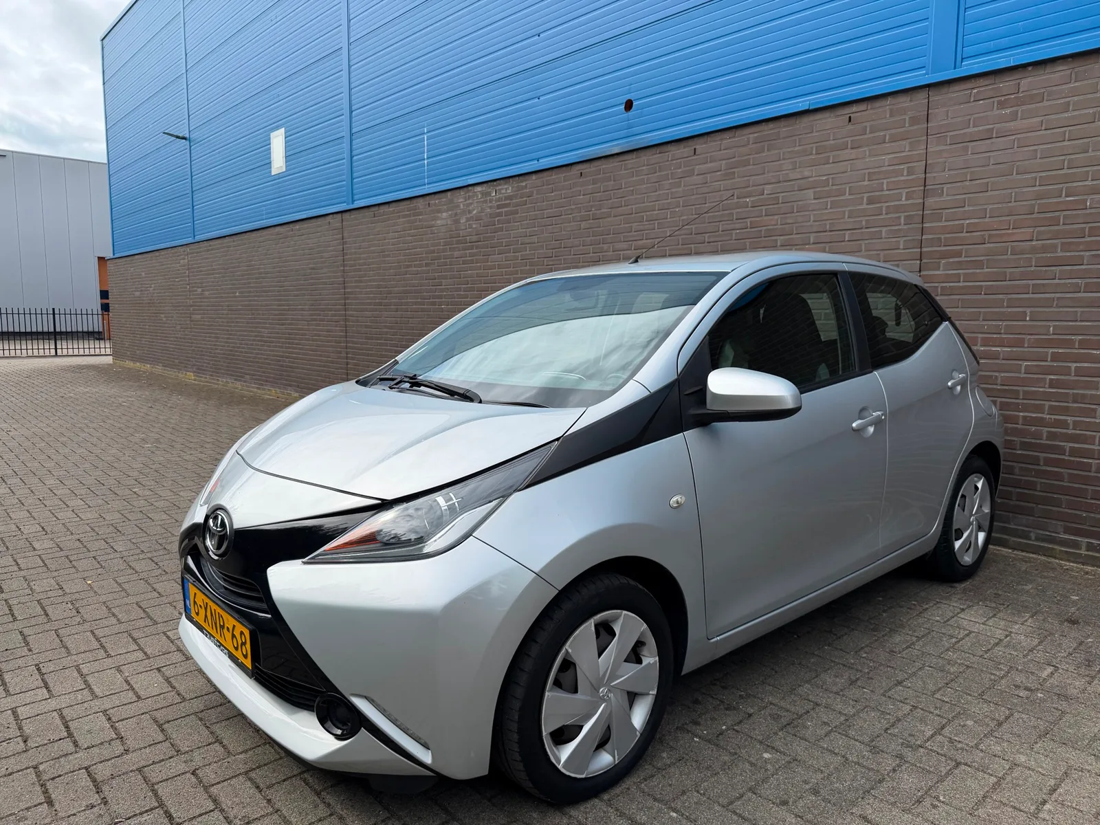 Toyota Aygo (2014) — foto 1