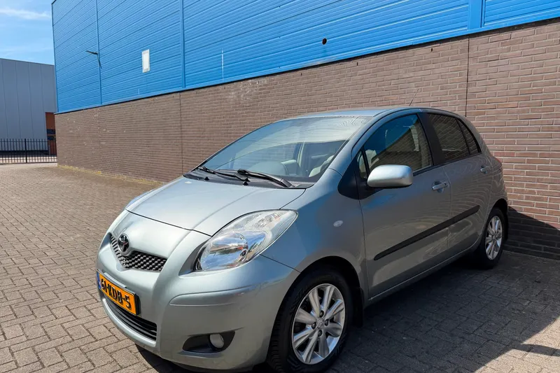 Toyota Yaris (2009)