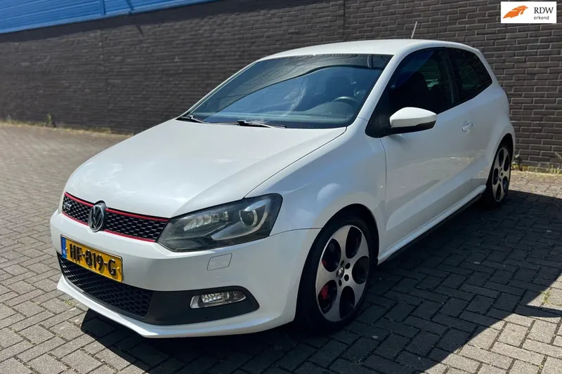 Volkswagen Polo (2012)