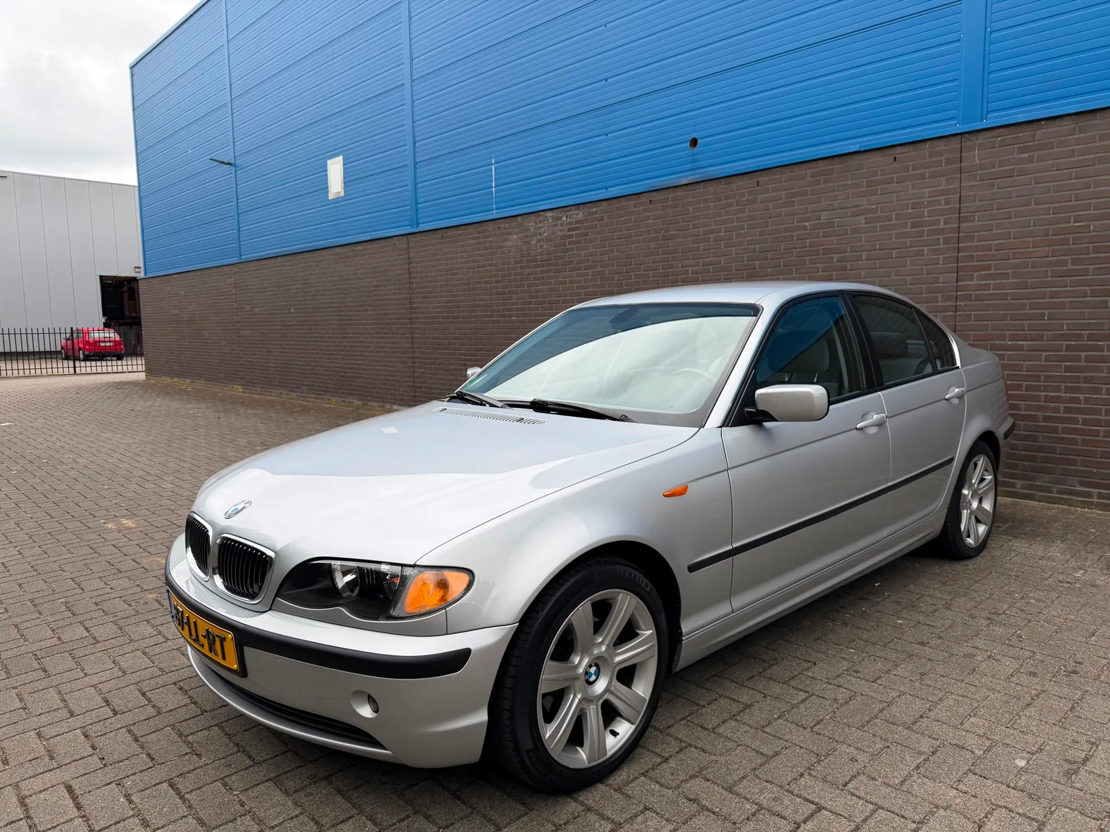 BMW 3-Serie (2003) — foto 1