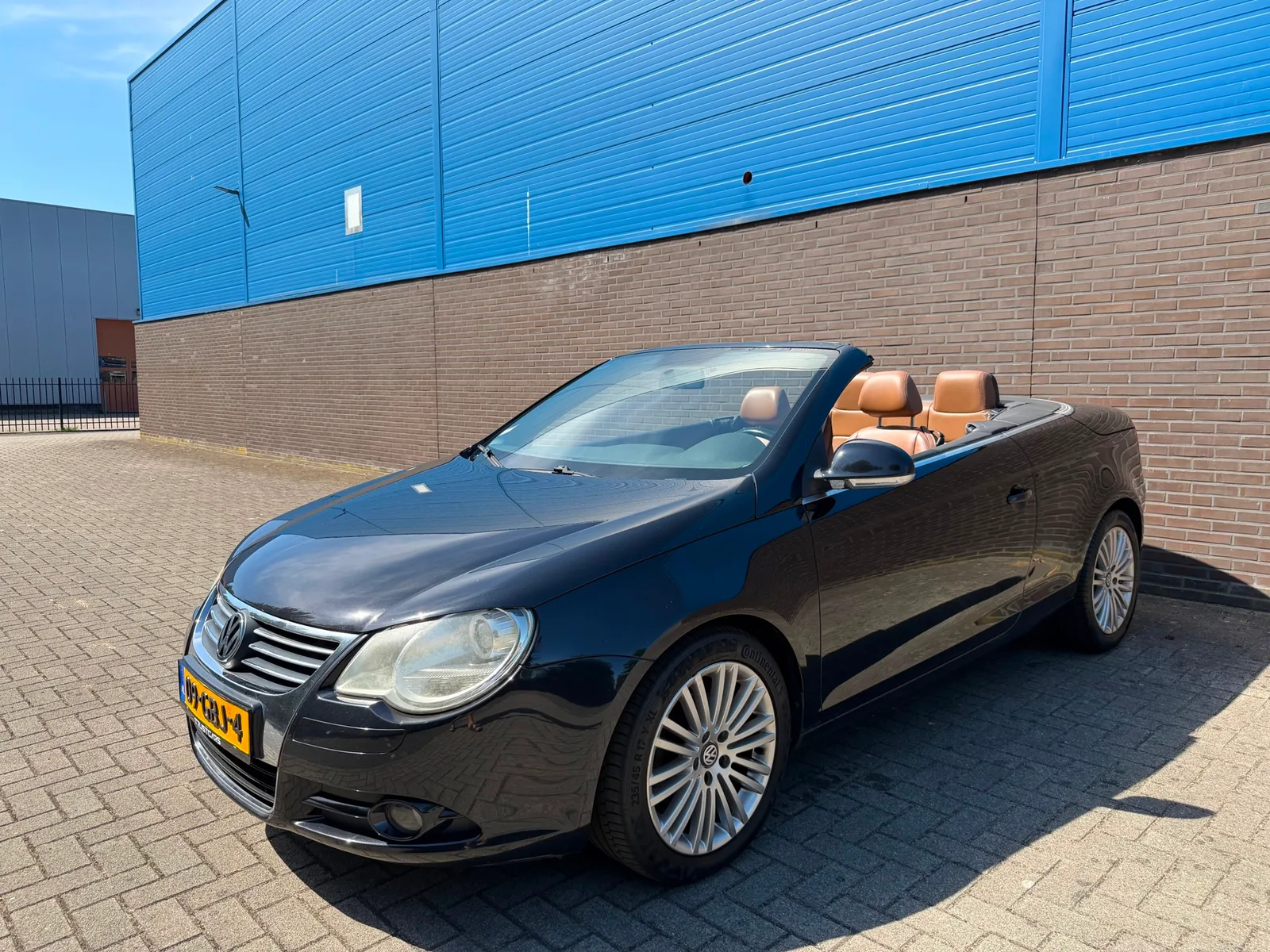 Volkswagen Eos (2008) — foto 1