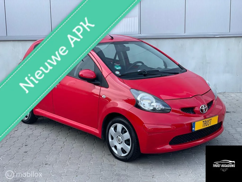 Toyota Aygo (2008) — foto 1