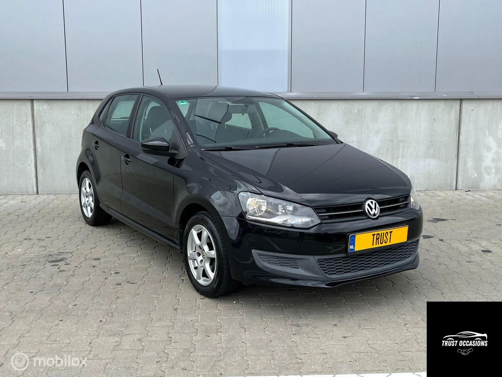 Volkswagen Polo (2010) — foto 1