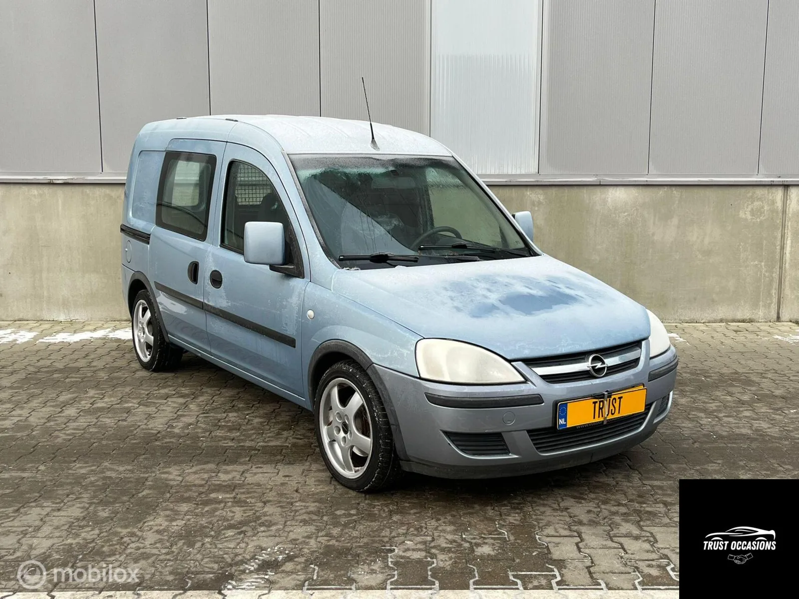 Opel Combo (2009) — foto 1