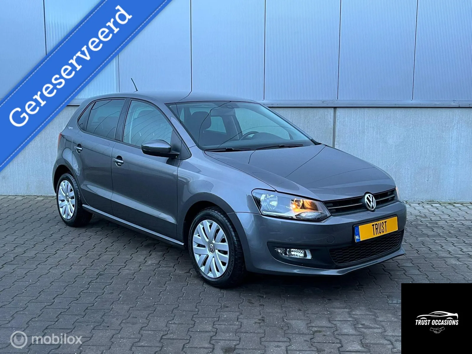 Volkswagen Polo (2011) — foto 1
