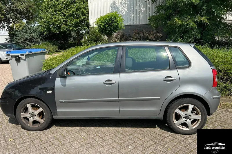 Volkswagen Polo (2005)