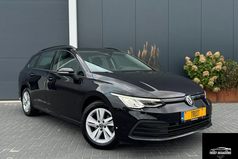 Volkswagen Golf (2021)