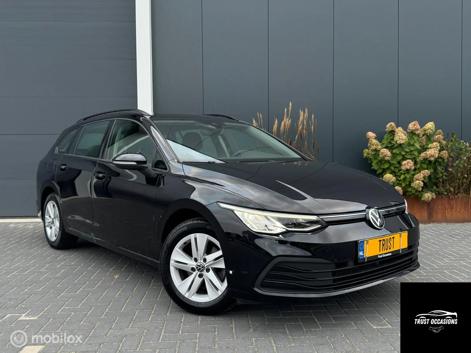 Volkswagen Golf (2021) — foto 1