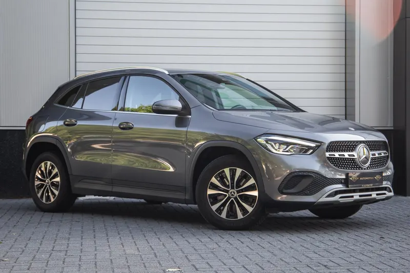 Mercedes-Benz GLA (2021)
