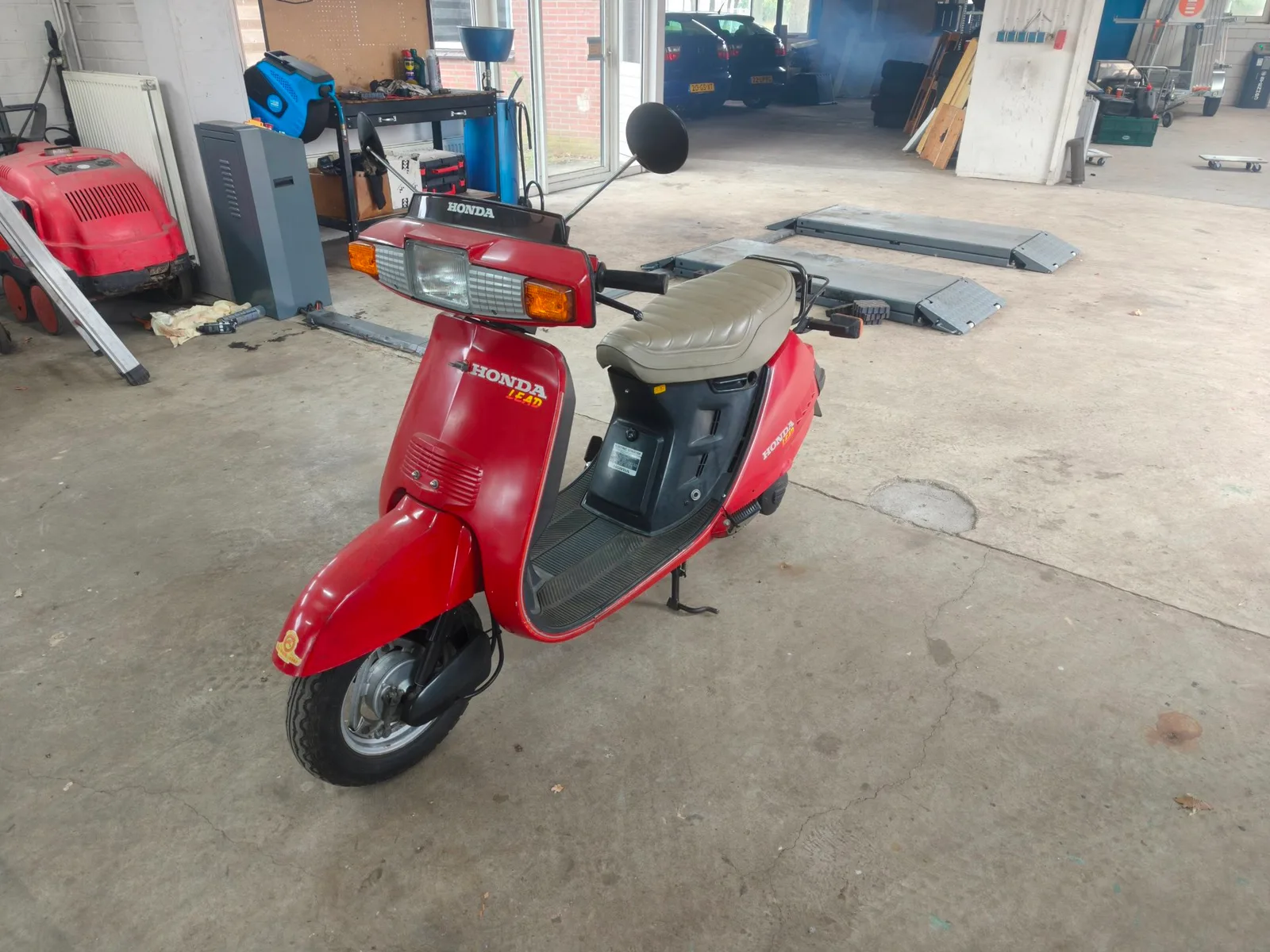 Honda Scooter (1988) — foto 1