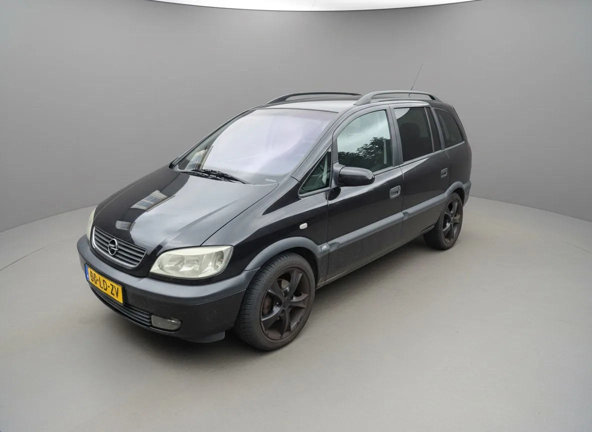 Opel Zafira (2002) — foto 1