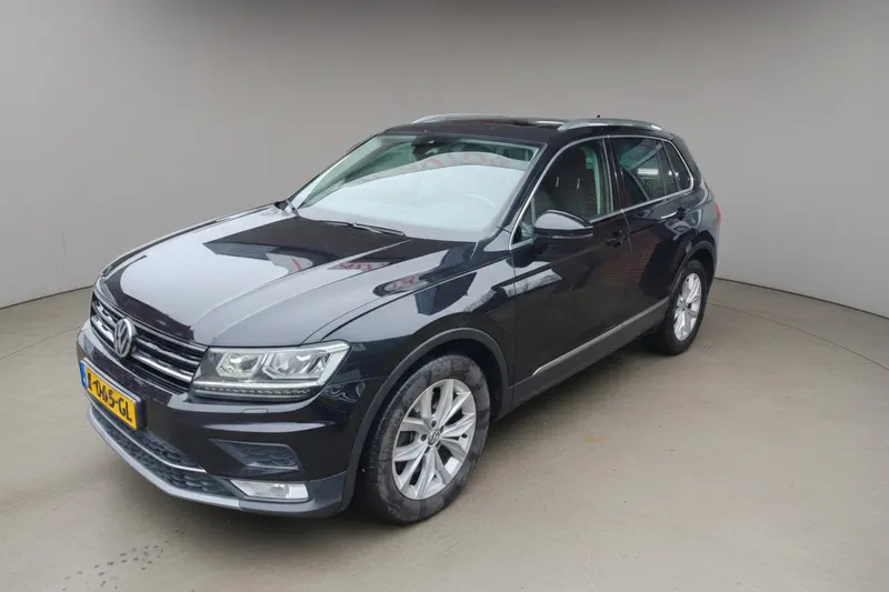 Volkswagen Tiguan (2016)