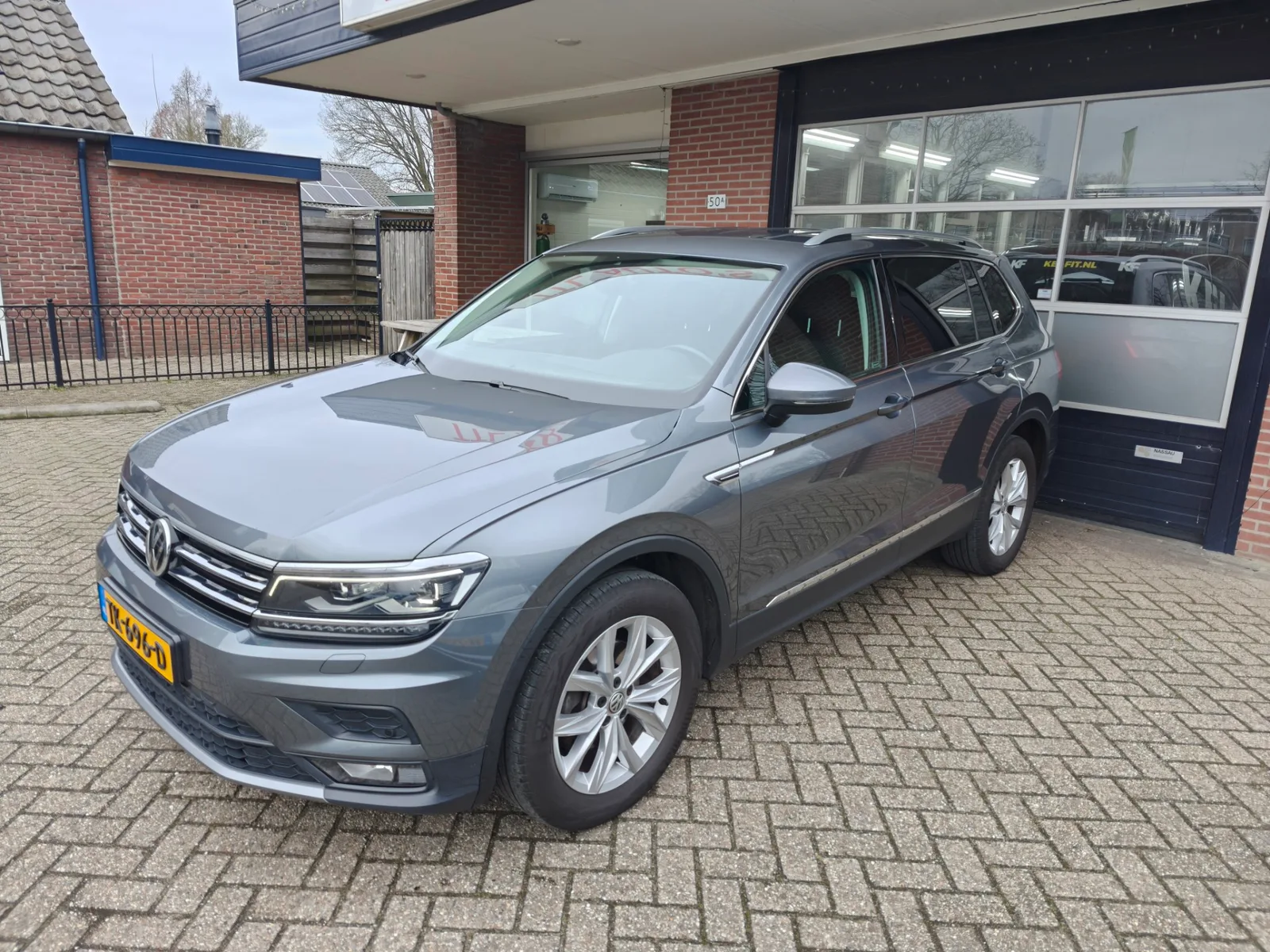 Volkswagen Tiguan (2018) — foto 1