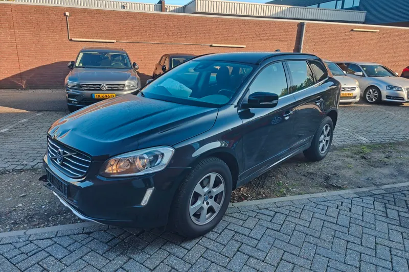Volvo XC60 (2015)